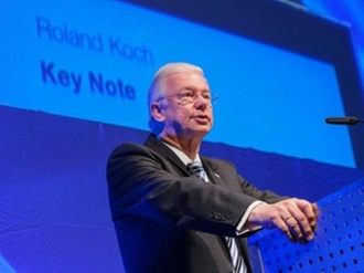 Dr. Roland Koch