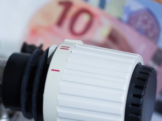 Energie Heizenergie Thermostat Geldscheine Euro