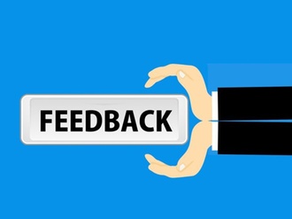 Feedback Schriftzug Hände