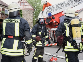 Feuerwehrleute bei Einsatz