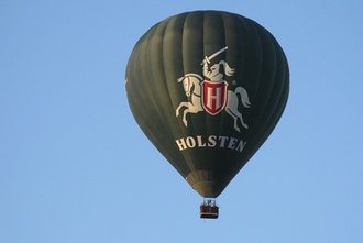 Holsten-Ballon über Hamburg