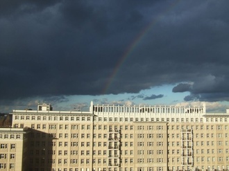 Karl-Marx-Allee Berlin Wohnblocks Mehrfamilienhaus Miete