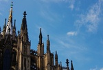 Kölner Dom_Spitze_blauer Himmel