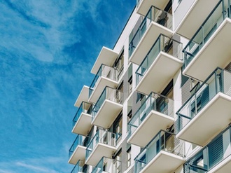 Microliving Fassade Apartment-Haus