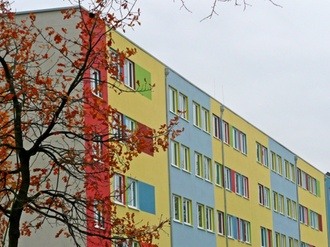 Plattenbau in bunt