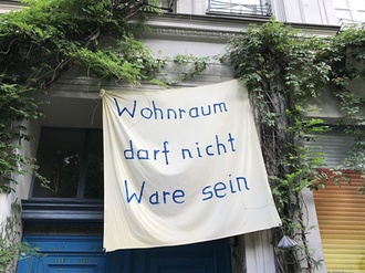 Transparent an Wohnhaus: Wohnraum darf nicht Ware sein