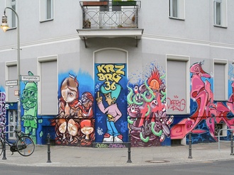 Wohnhaus Zoom Berlin Kreuzberg Graffiti